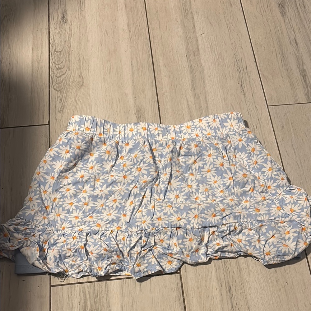 Floral Ruffle Mini Skirt - Picture 2 of 2